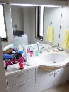 収納力UPでカウンターのコモノ問題が解決! 収納力UPでカウンターのコモノ問題が解決!